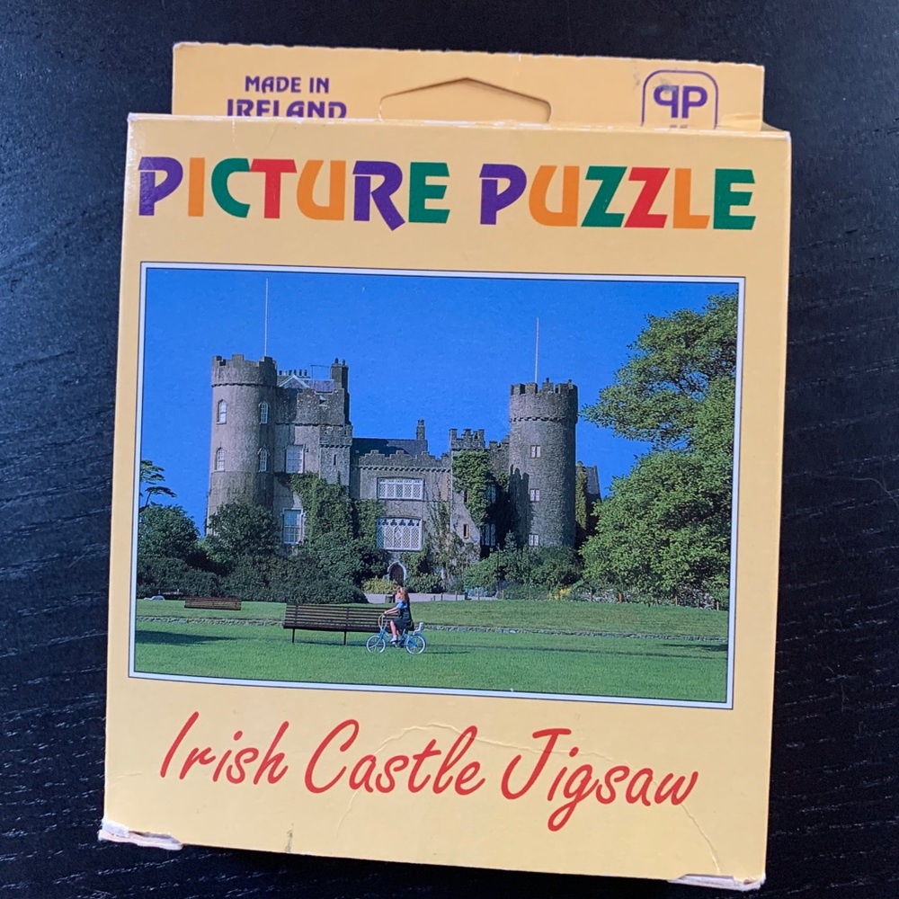 NWOT 54 Piece Irish Castle Puzzle